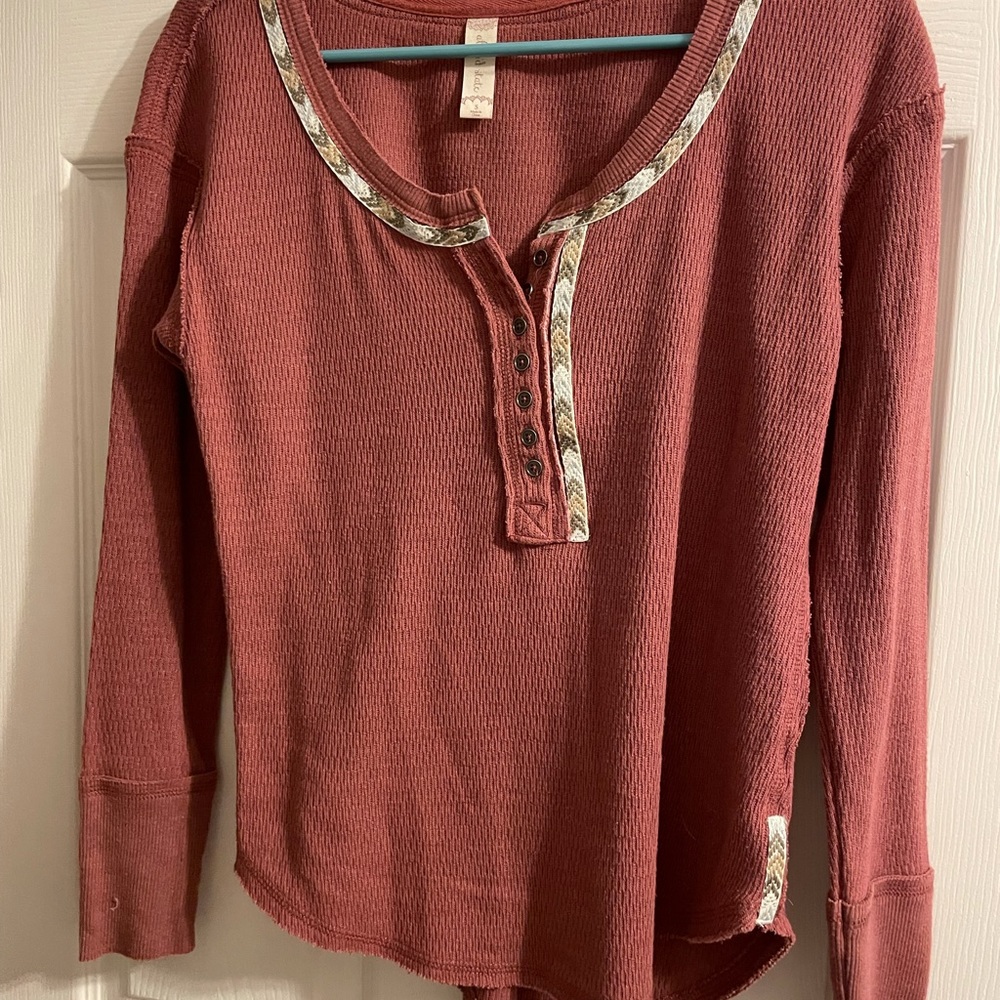 Altair’s State Henley